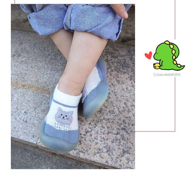 Scarpe per neonato 2022 New Spring New Baby scarpe per bambini calzini per bambini scarpe Baby Boy calzini da pavimento antiscivolo scarpe regali