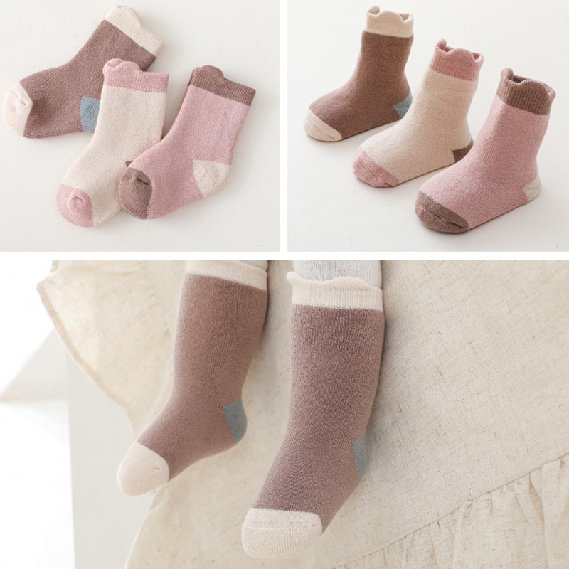 21 autunno e inverno nuovi calzini per neonati calzini per neonati calzini per ragazzi e ragazze calzini per bambini a strisce calde a cartone animato carino